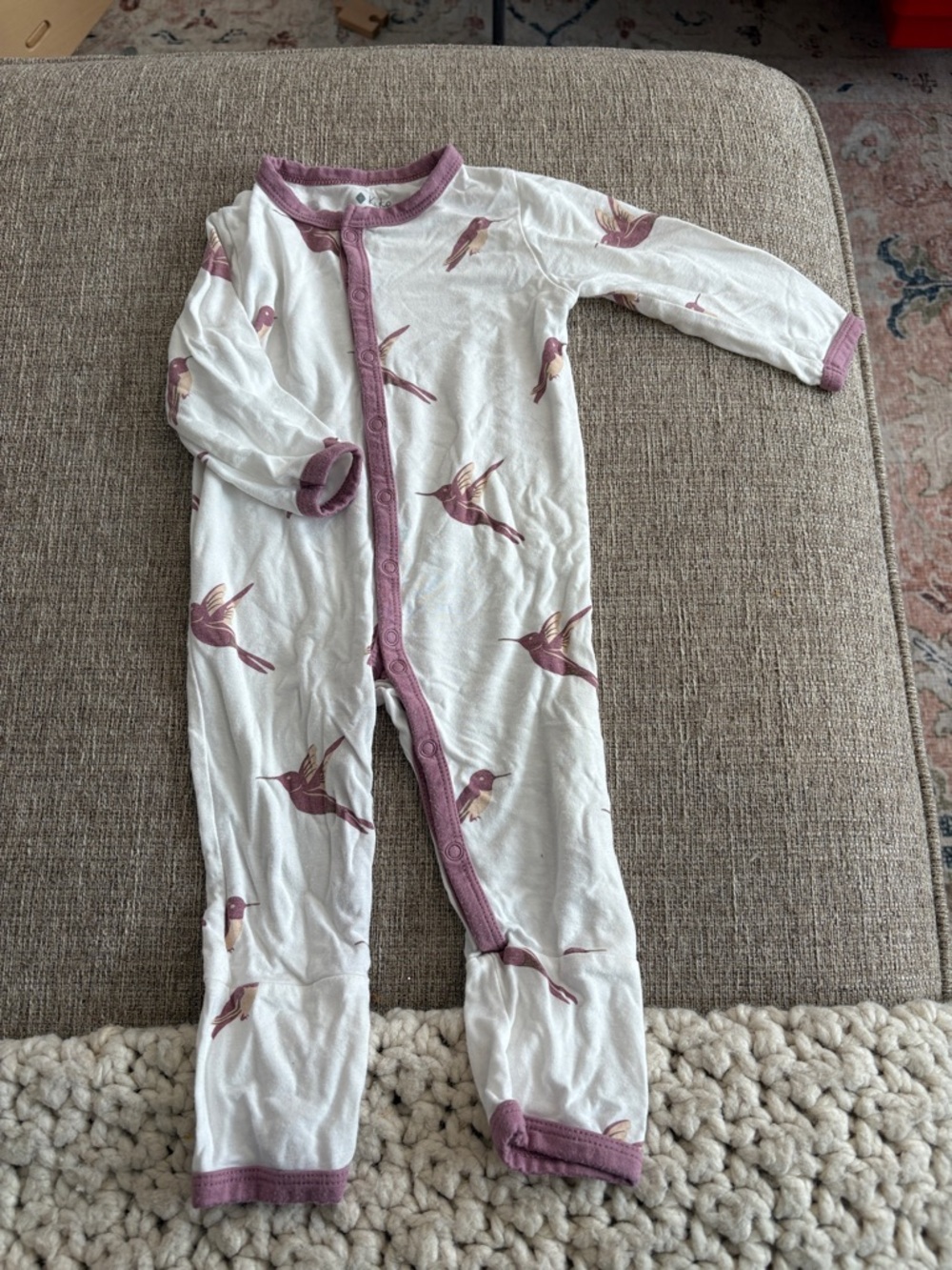Kyte BABY White Footie with Mauve Bird Print